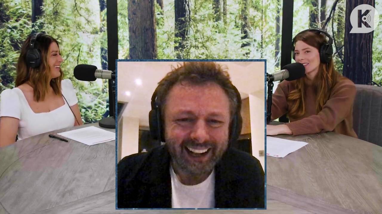 Ashley-Greene-dot-nl_TheTwilightEffectPostcast-Aflevering10MichaelSheen2745.jpg Ashley-Greene-dot-nl_TheTwilightEffectPostcast-Aflevering10MichaelSheen2745.jpg