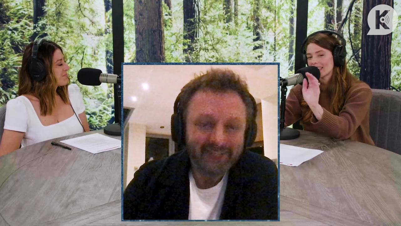 Ashley-Greene-dot-nl_TheTwilightEffectPostcast-Aflevering10MichaelSheen2747.jpg Ashley-Greene-dot-nl_TheTwilightEffectPostcast-Aflevering10MichaelSheen2747.jpg