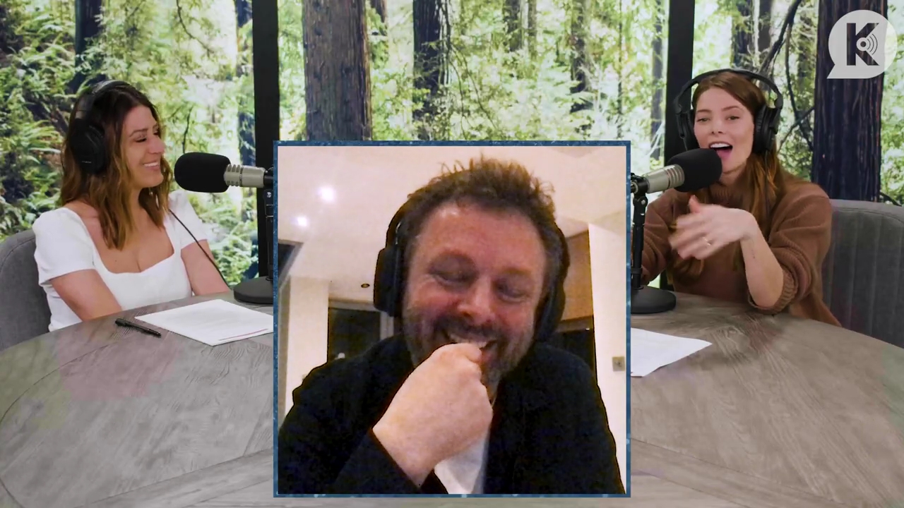 Ashley-Greene-dot-nl_TheTwilightEffectPostcast-Aflevering10MichaelSheen2823.jpg Ashley-Greene-dot-nl_TheTwilightEffectPostcast-Aflevering10MichaelSheen2823.jpg