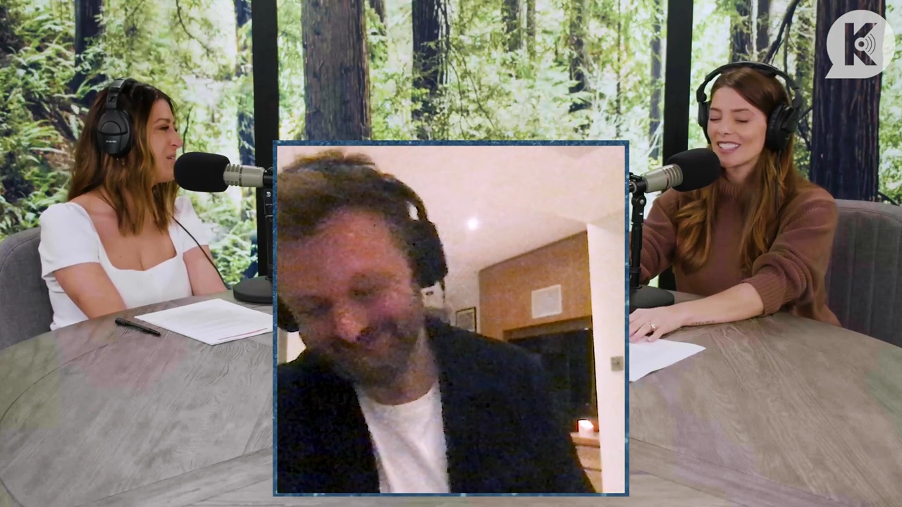 Ashley-Greene-dot-nl_TheTwilightEffectPostcast-Aflevering10MichaelSheen2835.jpg Ashley-Greene-dot-nl_TheTwilightEffectPostcast-Aflevering10MichaelSheen2835.jpg