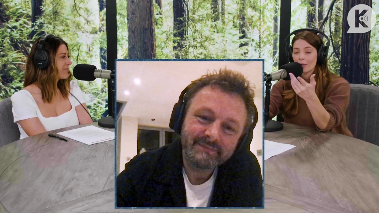 Ashley-Greene-dot-nl_TheTwilightEffectPostcast-Aflevering10MichaelSheen2842.jpg Ashley-Greene-dot-nl_TheTwilightEffectPostcast-Aflevering10MichaelSheen2842.jpg