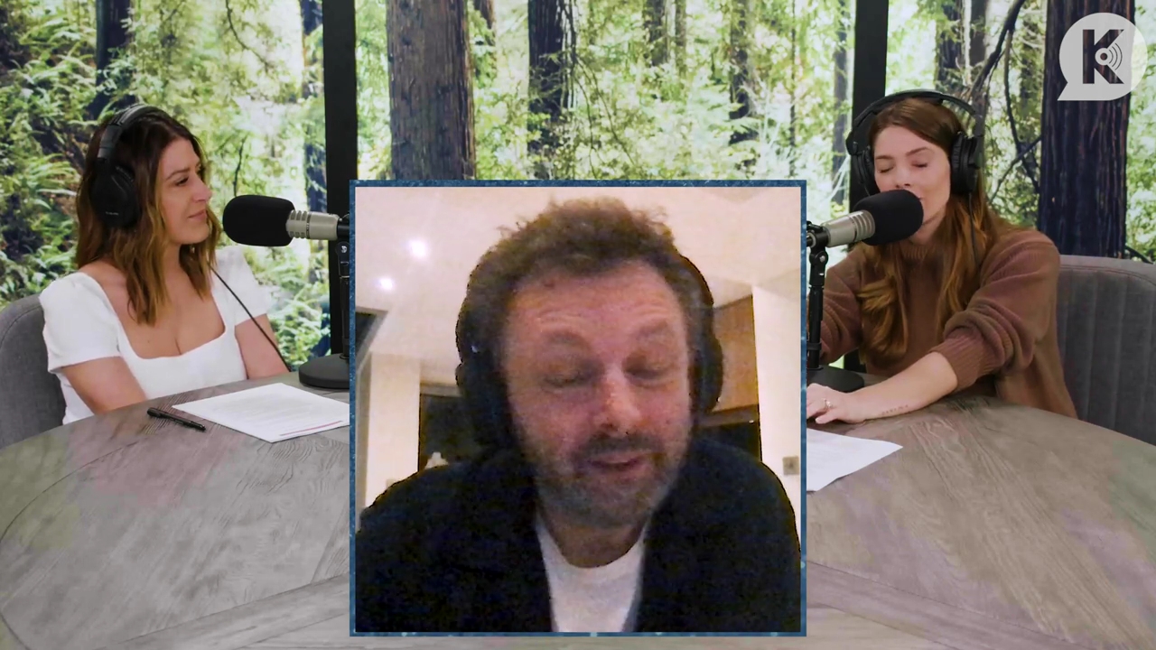 Ashley-Greene-dot-nl_TheTwilightEffectPostcast-Aflevering10MichaelSheen2852.jpg Ashley-Greene-dot-nl_TheTwilightEffectPostcast-Aflevering10MichaelSheen2852.jpg