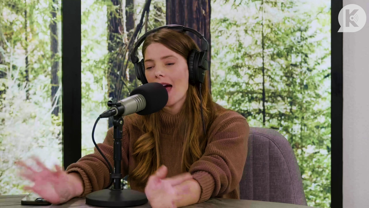 Ashley-Greene-dot-nl_TheTwilightEffectPostcast-Aflevering10MichaelSheen3061.jpg Ashley-Greene-dot-nl_TheTwilightEffectPostcast-Aflevering10MichaelSheen3061.jpg