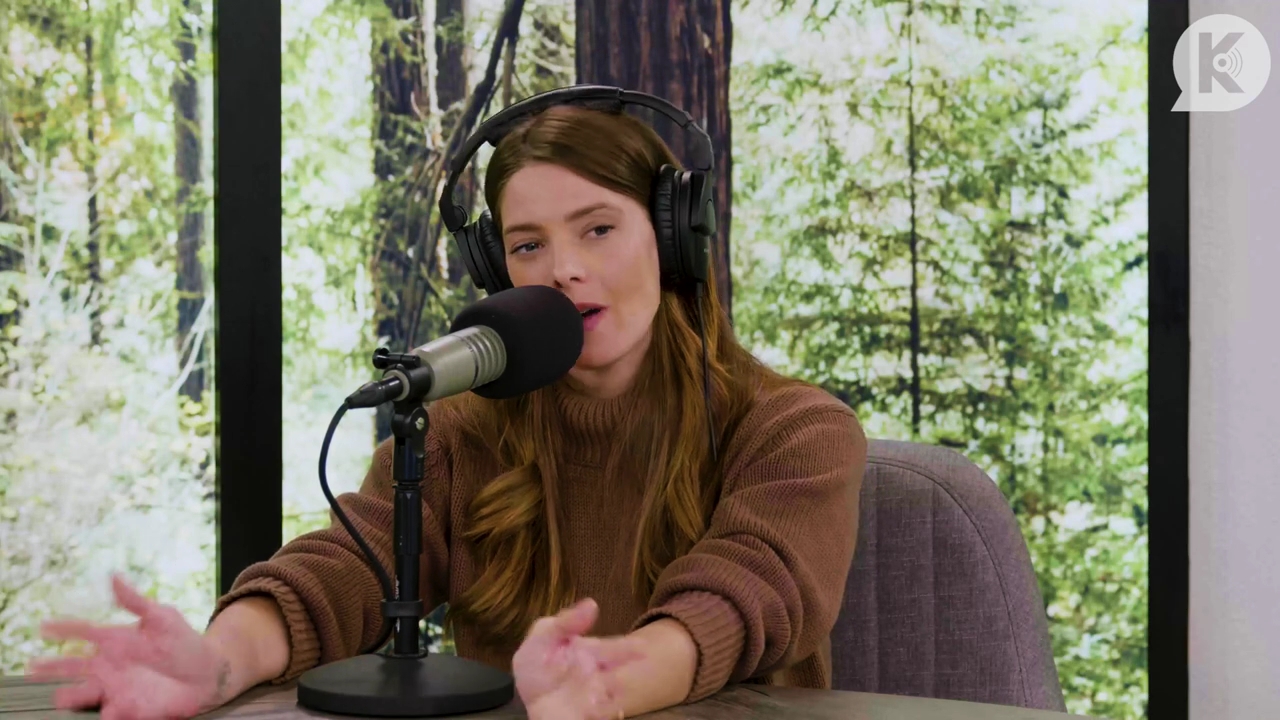 Ashley-Greene-dot-nl_TheTwilightEffectPostcast-Aflevering10MichaelSheen3064.jpg Ashley-Greene-dot-nl_TheTwilightEffectPostcast-Aflevering10MichaelSheen3064.jpg