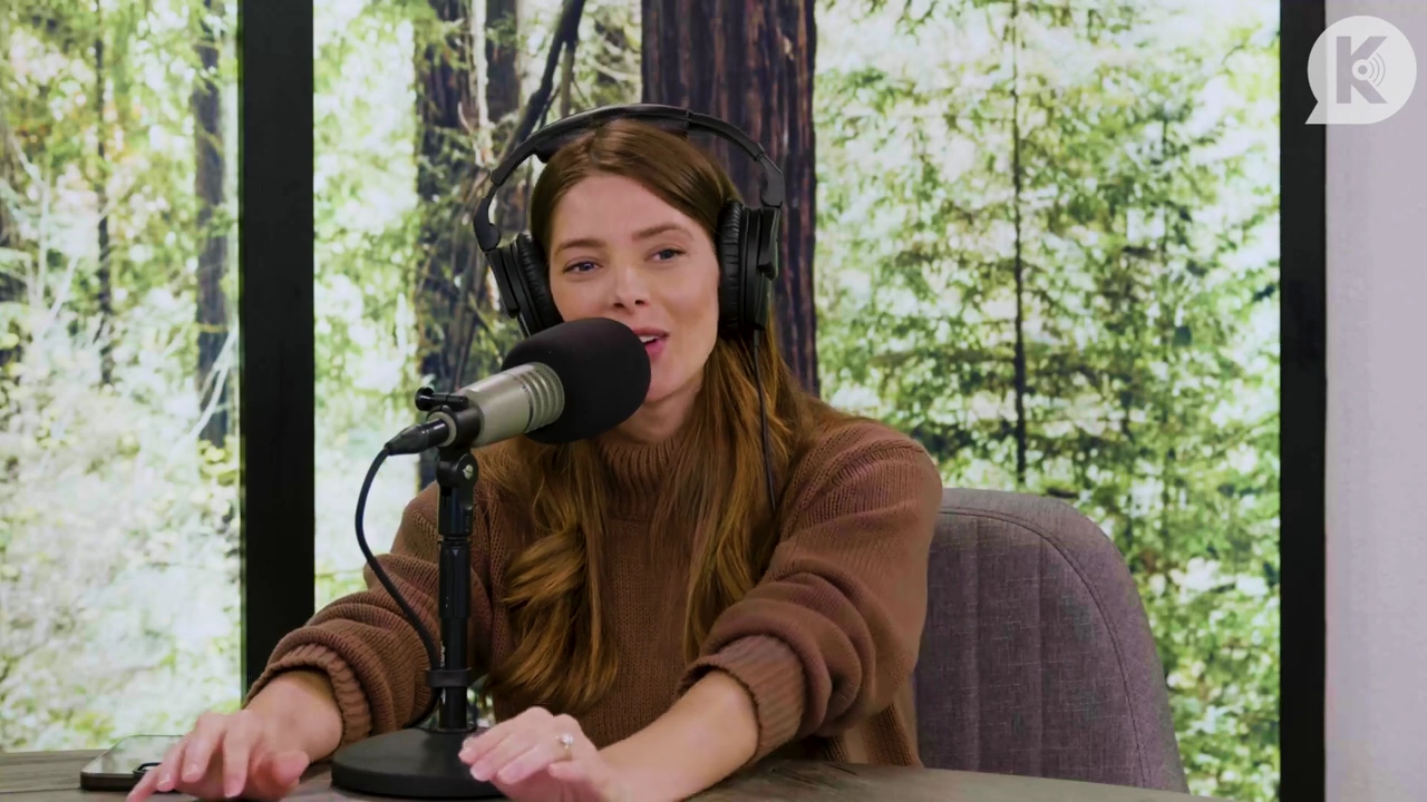 Ashley-Greene-dot-nl_TheTwilightEffectPostcast-Aflevering10MichaelSheen3081.jpg Ashley-Greene-dot-nl_TheTwilightEffectPostcast-Aflevering10MichaelSheen3081.jpg