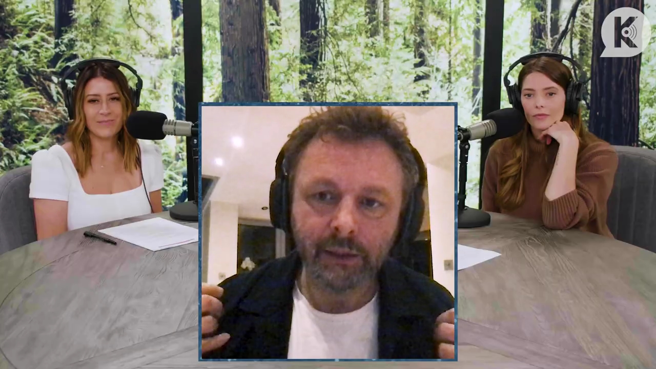 Ashley-Greene-dot-nl_TheTwilightEffectPostcast-Aflevering10MichaelSheen3130.jpg Ashley-Greene-dot-nl_TheTwilightEffectPostcast-Aflevering10MichaelSheen3130.jpg