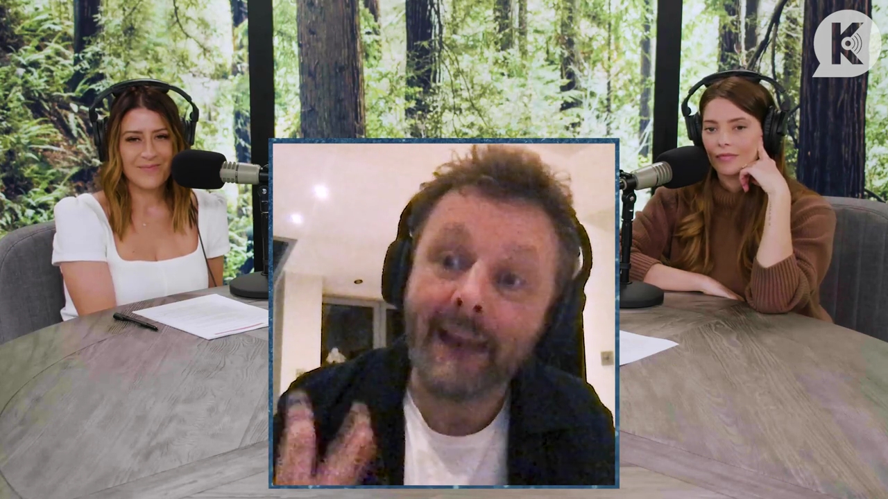 Ashley-Greene-dot-nl_TheTwilightEffectPostcast-Aflevering10MichaelSheen3271.jpg Ashley-Greene-dot-nl_TheTwilightEffectPostcast-Aflevering10MichaelSheen3271.jpg