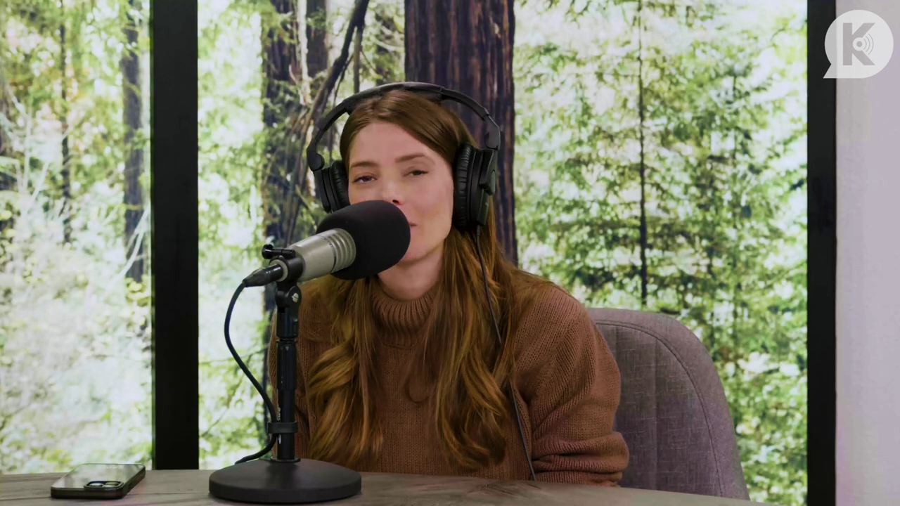 Ashley-Greene-dot-nl_TheTwilightEffectPostcast-Aflevering10MichaelSheen3509.jpg Ashley-Greene-dot-nl_TheTwilightEffectPostcast-Aflevering10MichaelSheen3509.jpg