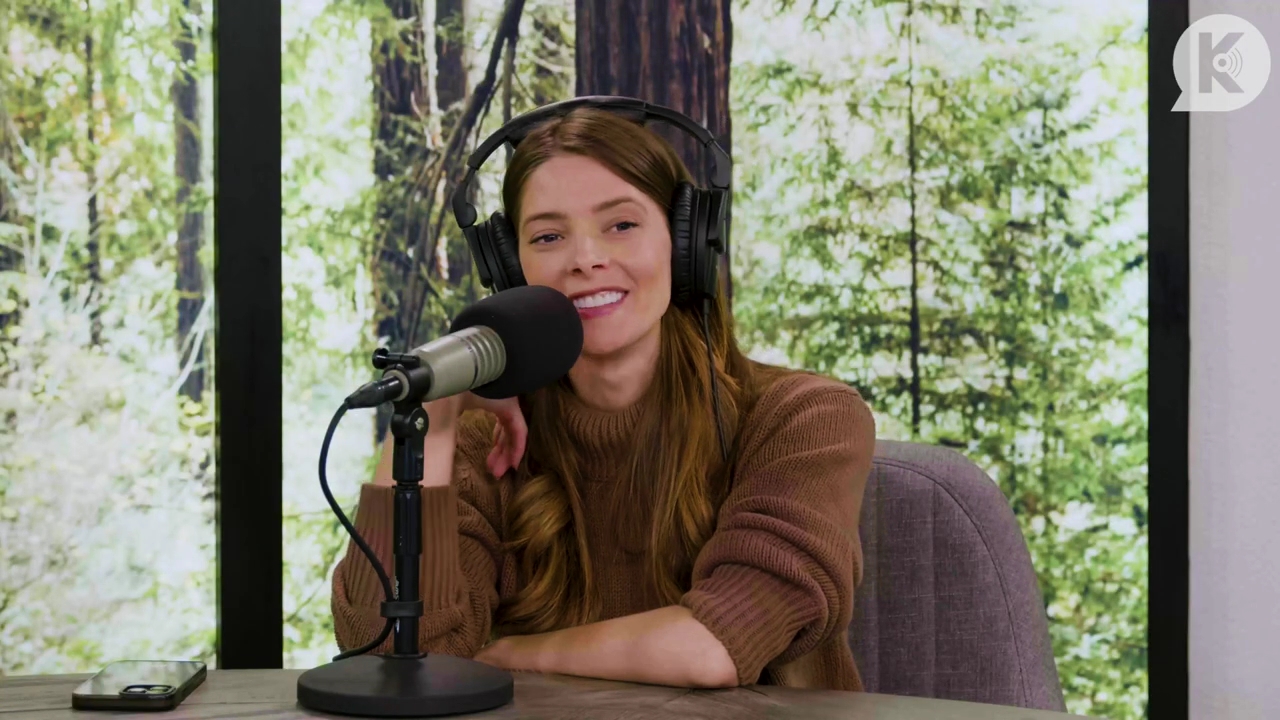 Ashley-Greene-dot-nl_TheTwilightEffectPostcast-Aflevering10MichaelSheen3576.jpg Ashley-Greene-dot-nl_TheTwilightEffectPostcast-Aflevering10MichaelSheen3576.jpg