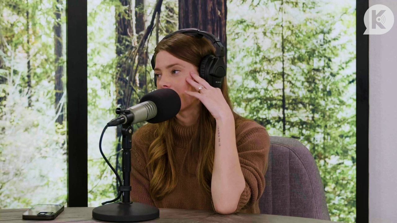 Ashley-Greene-dot-nl_TheTwilightEffectPostcast-Aflevering10MichaelSheen3653.jpg Ashley-Greene-dot-nl_TheTwilightEffectPostcast-Aflevering10MichaelSheen3653.jpg