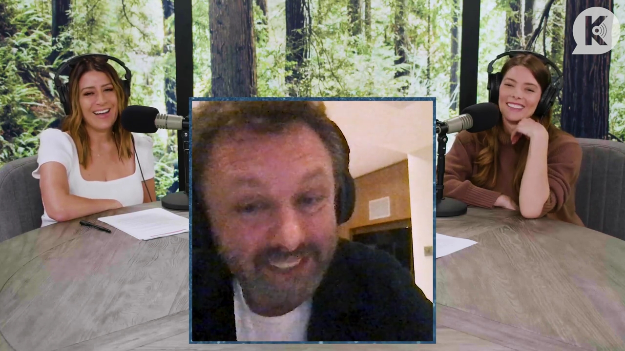 Ashley-Greene-dot-nl_TheTwilightEffectPostcast-Aflevering10MichaelSheen3783.jpg Ashley-Greene-dot-nl_TheTwilightEffectPostcast-Aflevering10MichaelSheen3783.jpg