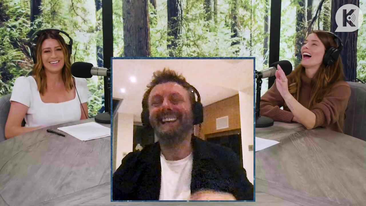 Ashley-Greene-dot-nl_TheTwilightEffectPostcast-Aflevering10MichaelSheen3809.jpg Ashley-Greene-dot-nl_TheTwilightEffectPostcast-Aflevering10MichaelSheen3809.jpg