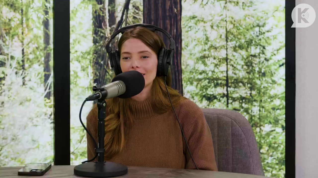 Ashley-Greene-dot-nl_TheTwilightEffectPostcast-Aflevering10MichaelSheen4506.jpg Ashley-Greene-dot-nl_TheTwilightEffectPostcast-Aflevering10MichaelSheen4506.jpg