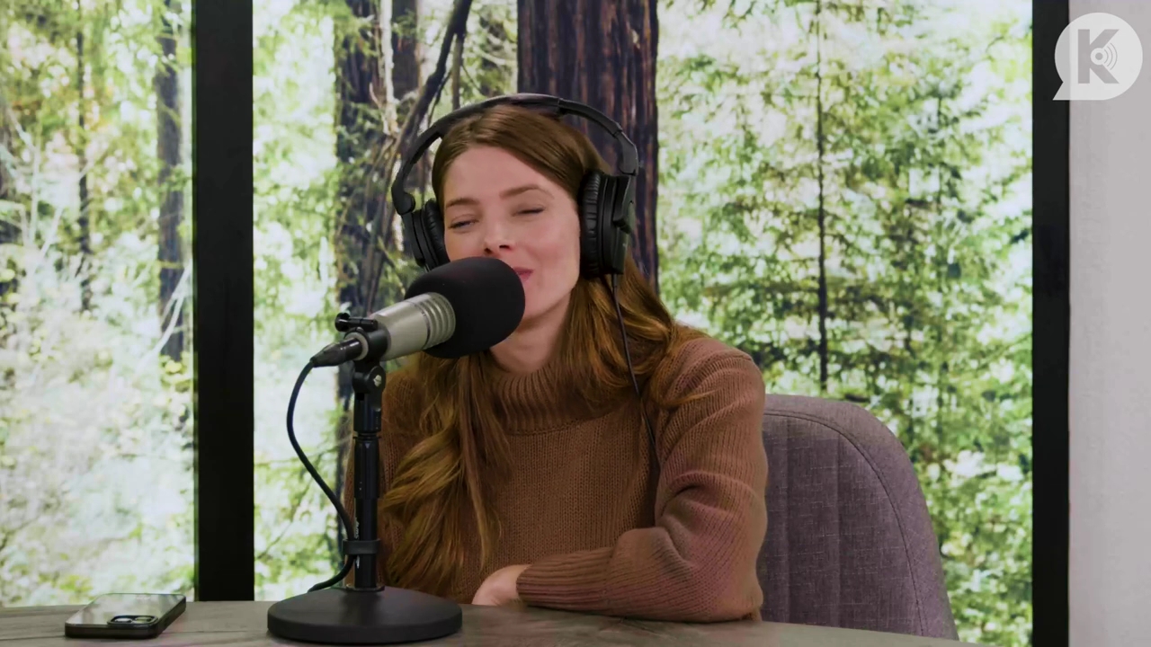 Ashley-Greene-dot-nl_TheTwilightEffectPostcast-Aflevering10MichaelSheen4773.jpg Ashley-Greene-dot-nl_TheTwilightEffectPostcast-Aflevering10MichaelSheen4773.jpg