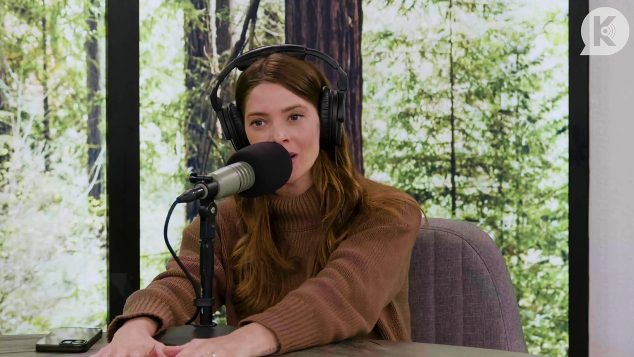 Ashley-Greene-dot-nl_TheTwilightEffectPostcast-Aflevering10MichaelSheen4898.jpg Ashley-Greene-dot-nl_TheTwilightEffectPostcast-Aflevering10MichaelSheen4898.jpg