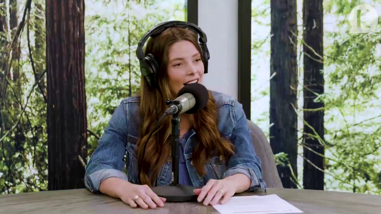 Ashley-Greene-dot-nl_TheTwilightEffect-Aflevering11BillyBurke0103.jpg