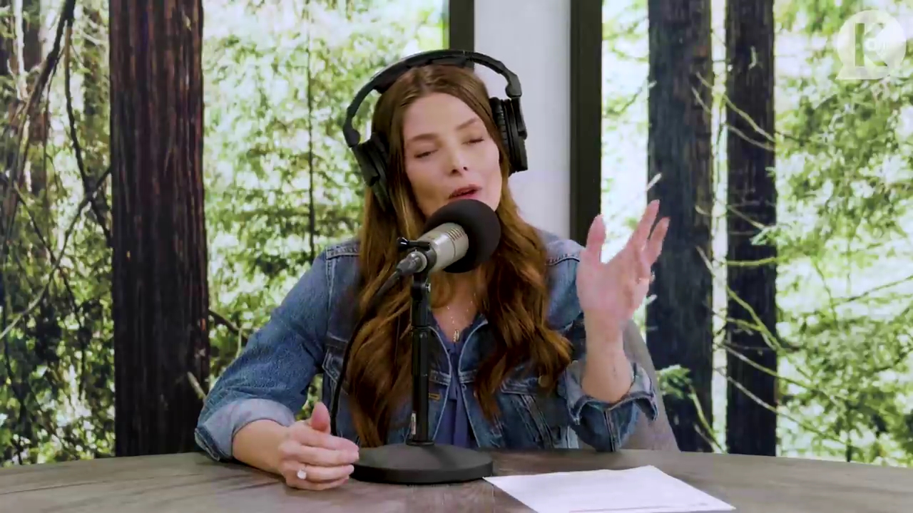 Ashley-Greene-dot-nl_TheTwilightEffect-Aflevering11BillyBurke0226.jpg Ashley-Greene-dot-nl_TheTwilightEffect-Aflevering11BillyBurke0226.jpg