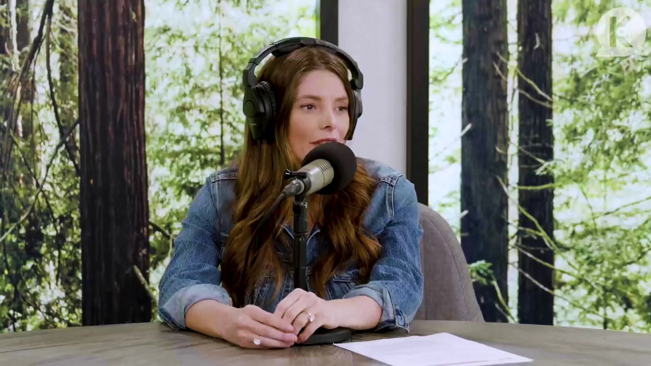 Ashley-Greene-dot-nl_TheTwilightEffect-Aflevering11BillyBurke0338.jpg Ashley-Greene-dot-nl_TheTwilightEffect-Aflevering11BillyBurke0338.jpg