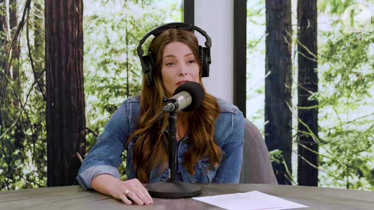 Ashley-Greene-dot-nl_TheTwilightEffect-Aflevering11BillyBurke0431.jpg Ashley-Greene-dot-nl_TheTwilightEffect-Aflevering11BillyBurke0431.jpg