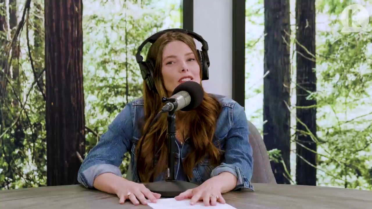 Ashley-Greene-dot-nl_TheTwilightEffect-Aflevering11BillyBurke0447.jpg Ashley-Greene-dot-nl_TheTwilightEffect-Aflevering11BillyBurke0447.jpg