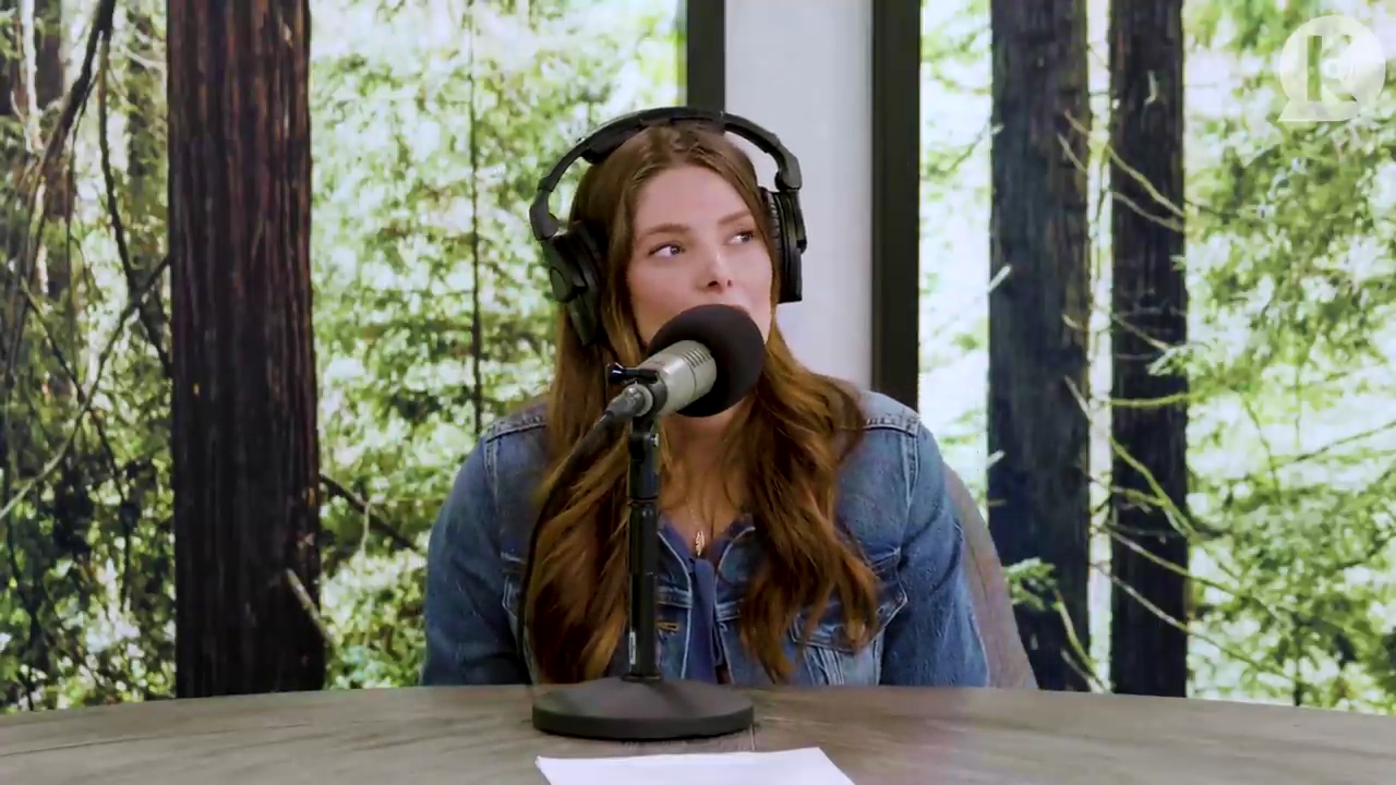 Ashley-Greene-dot-nl_TheTwilightEffect-Aflevering11BillyBurke0813.jpg Ashley-Greene-dot-nl_TheTwilightEffect-Aflevering11BillyBurke0813.jpg