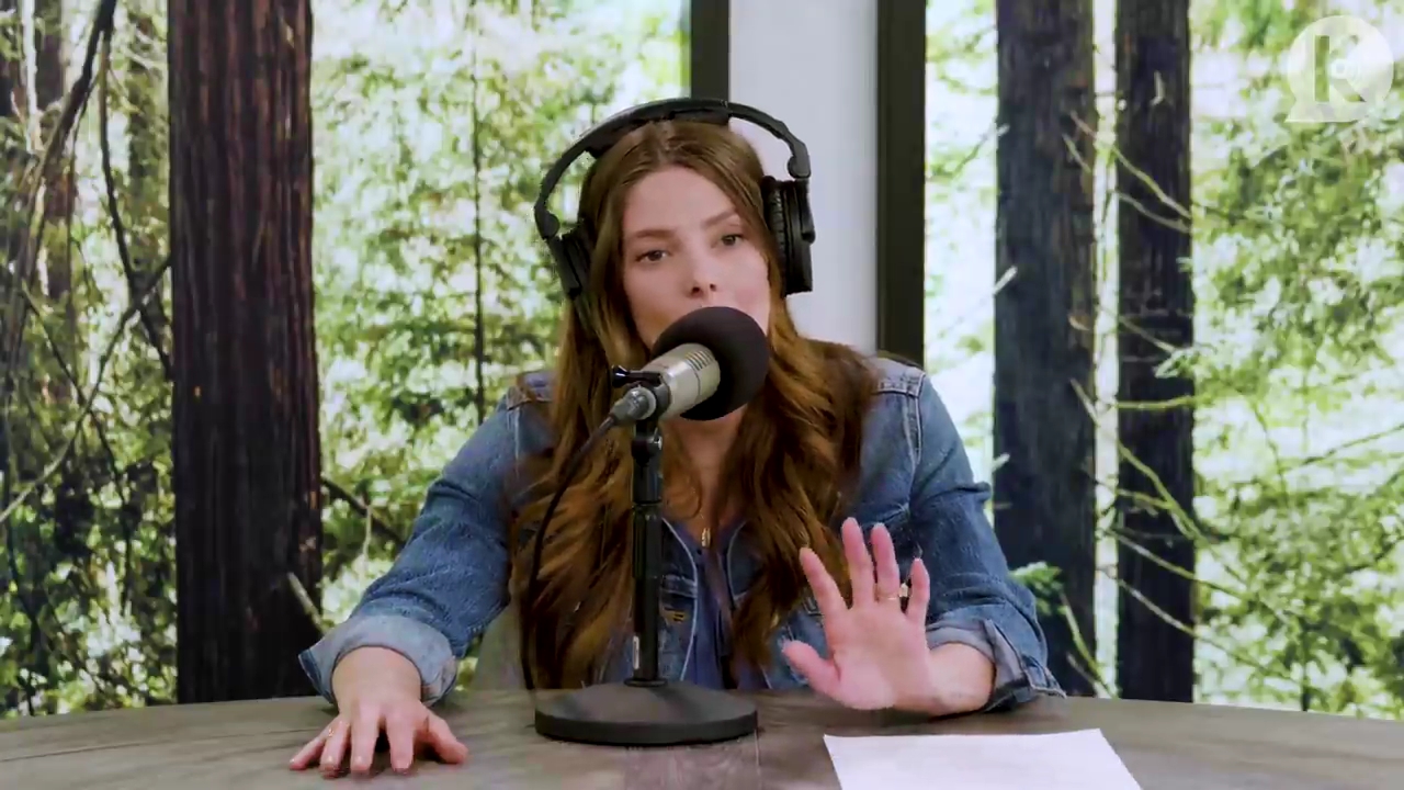 Ashley-Greene-dot-nl_TheTwilightEffect-Aflevering11BillyBurke1728.jpg Ashley-Greene-dot-nl_TheTwilightEffect-Aflevering11BillyBurke1728.jpg