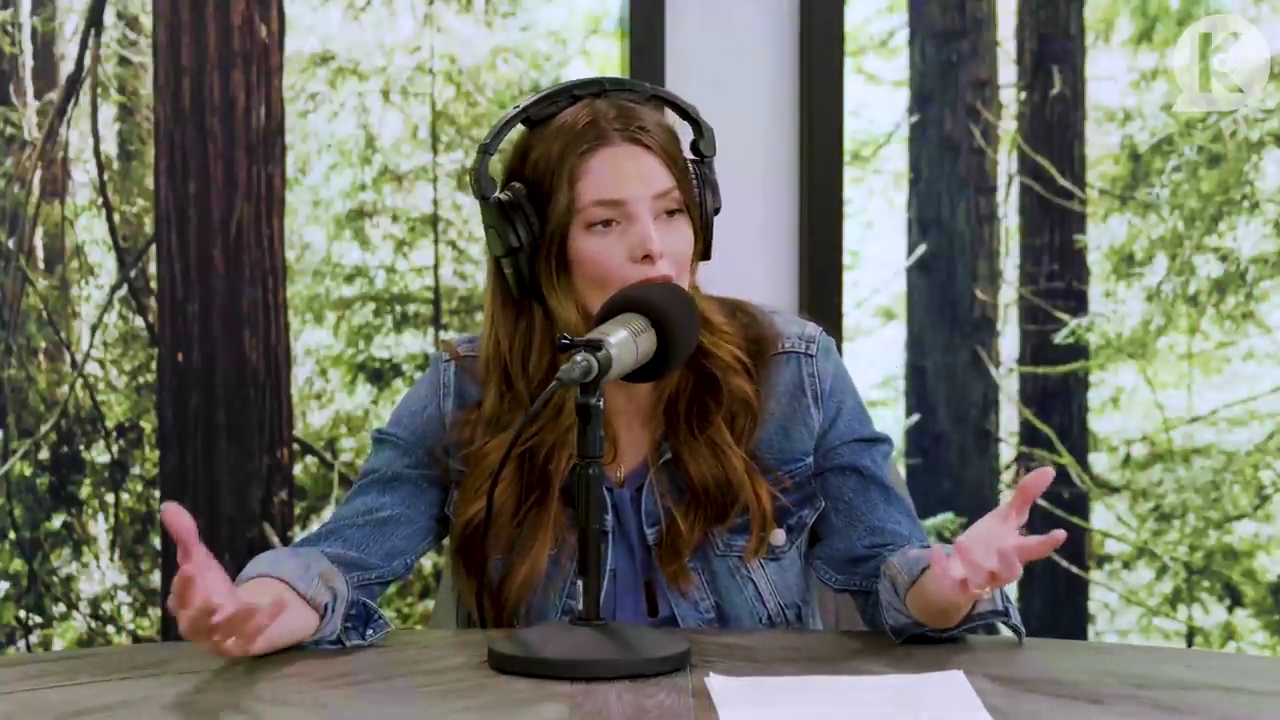 Ashley-Greene-dot-nl_TheTwilightEffect-Aflevering11BillyBurke1914.jpg Ashley-Greene-dot-nl_TheTwilightEffect-Aflevering11BillyBurke1914.jpg