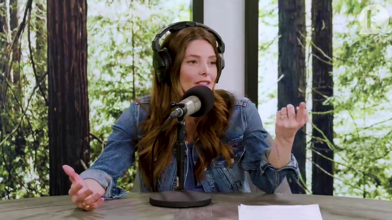 Ashley-Greene-dot-nl_TheTwilightEffect-Aflevering11BillyBurke2079.jpg Ashley-Greene-dot-nl_TheTwilightEffect-Aflevering11BillyBurke2079.jpg