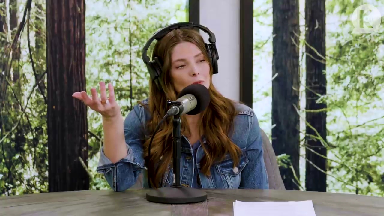 Ashley-Greene-dot-nl_TheTwilightEffect-Aflevering11BillyBurke2116.jpg Ashley-Greene-dot-nl_TheTwilightEffect-Aflevering11BillyBurke2116.jpg