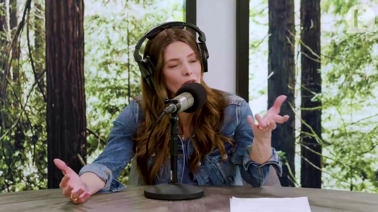 Ashley-Greene-dot-nl_TheTwilightEffect-Aflevering11BillyBurke2202.jpg Ashley-Greene-dot-nl_TheTwilightEffect-Aflevering11BillyBurke2202.jpg