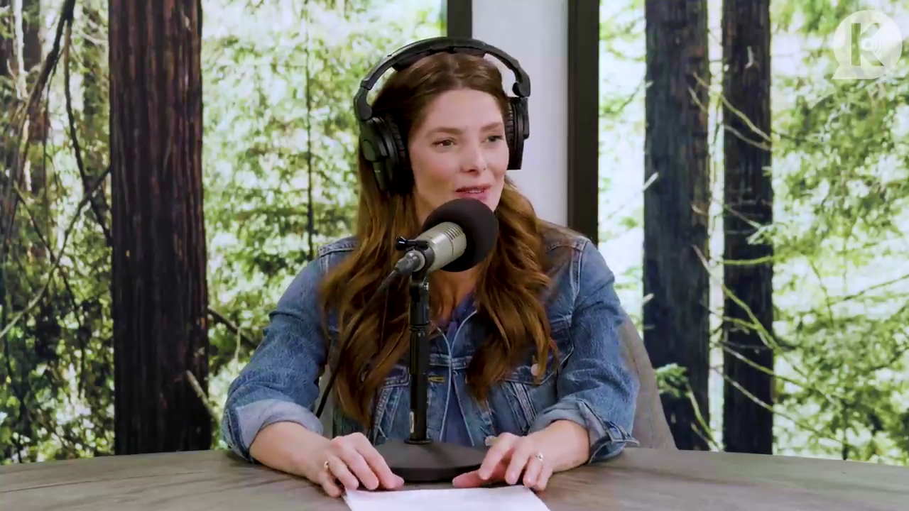 Ashley-Greene-dot-nl_TheTwilightEffect-Aflevering11BillyBurke2640.jpg Ashley-Greene-dot-nl_TheTwilightEffect-Aflevering11BillyBurke2640.jpg