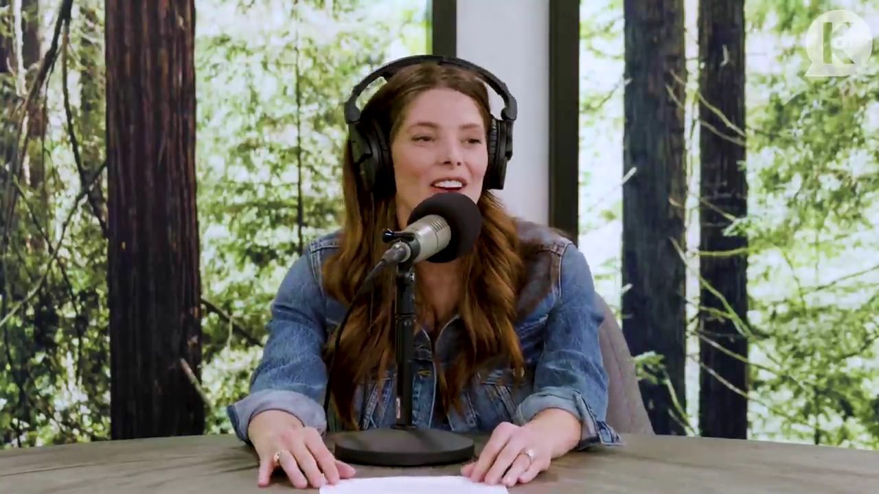 Ashley-Greene-dot-nl_TheTwilightEffect-Aflevering11BillyBurke3050.jpg Ashley-Greene-dot-nl_TheTwilightEffect-Aflevering11BillyBurke3050.jpg