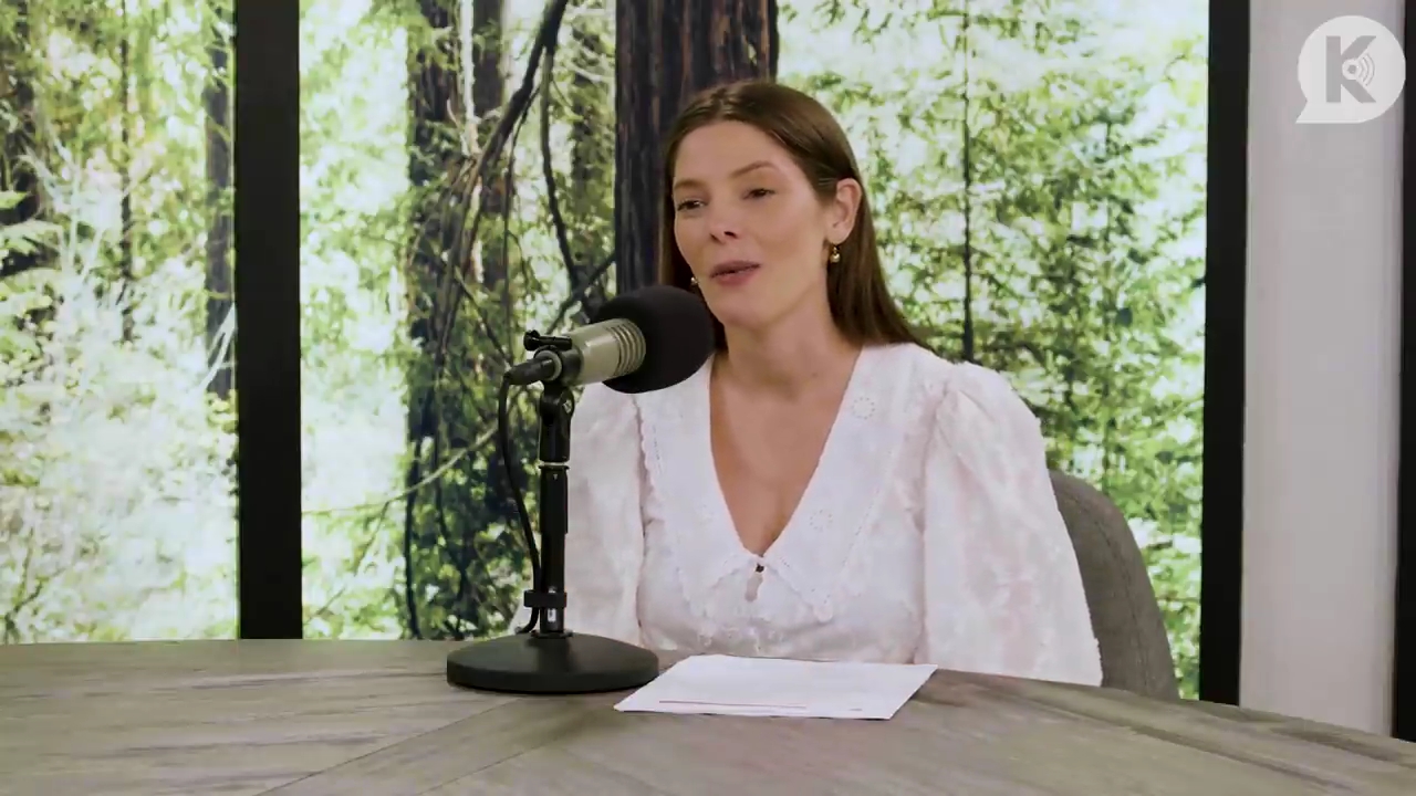 Ashley-Greene-dot-nl_TheTwilightEffect-Aflevering12MichaelWelch0053.jpg Ashley-Greene-dot-nl_TheTwilightEffect-Aflevering12MichaelWelch0053.jpg