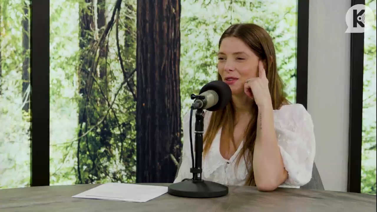 Ashley-Greene-dot-nl_TheTwilightEffect-Aflevering12MichaelWelch0368.jpg