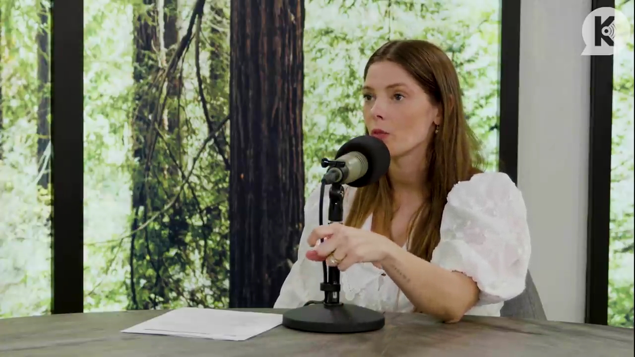 Ashley-Greene-dot-nl_TheTwilightEffect-Aflevering12MichaelWelch0466.jpg Ashley-Greene-dot-nl_TheTwilightEffect-Aflevering12MichaelWelch0466.jpg