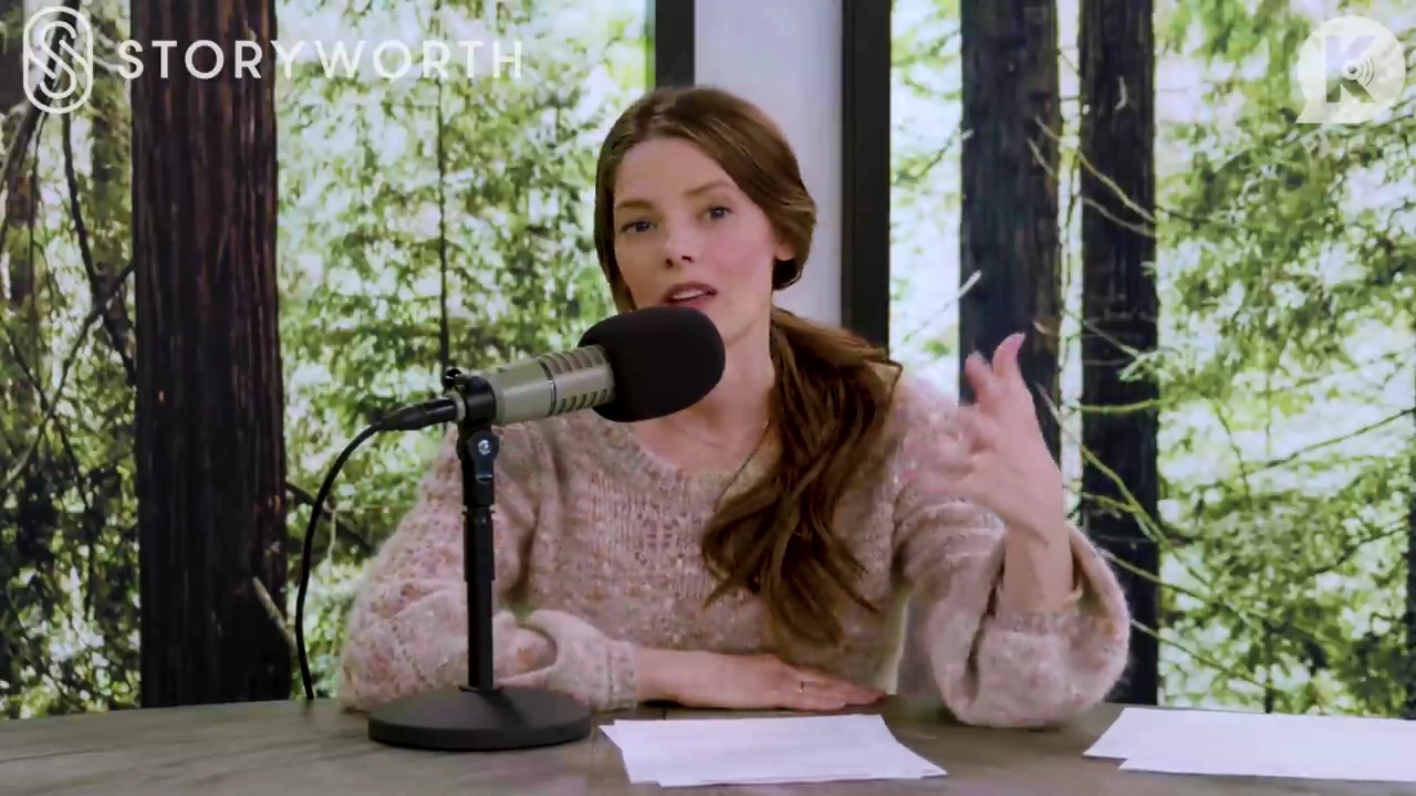 Ashley-Greene-dot-nl_TheTwilightEffect-Aflevering12MichaelWelch0619.jpg
