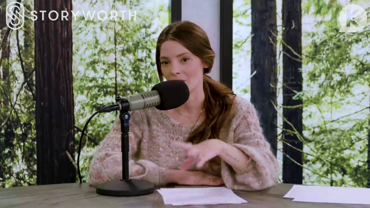 Ashley-Greene-dot-nl_TheTwilightEffect-Aflevering12MichaelWelch0627.jpg