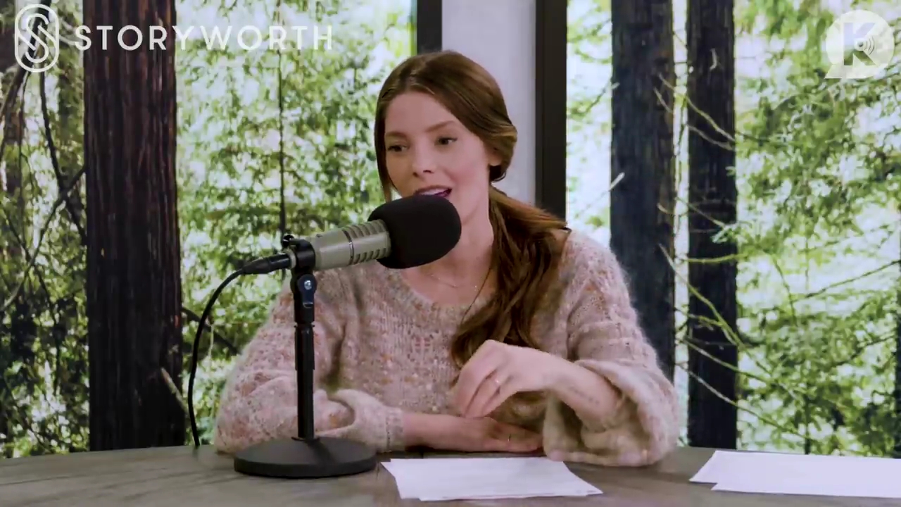 Ashley-Greene-dot-nl_TheTwilightEffect-Aflevering12MichaelWelch0628.jpg