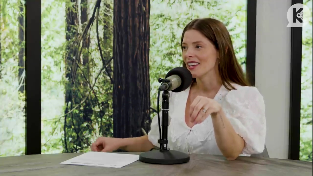 Ashley-Greene-dot-nl_TheTwilightEffect-Aflevering12MichaelWelch0749.jpg