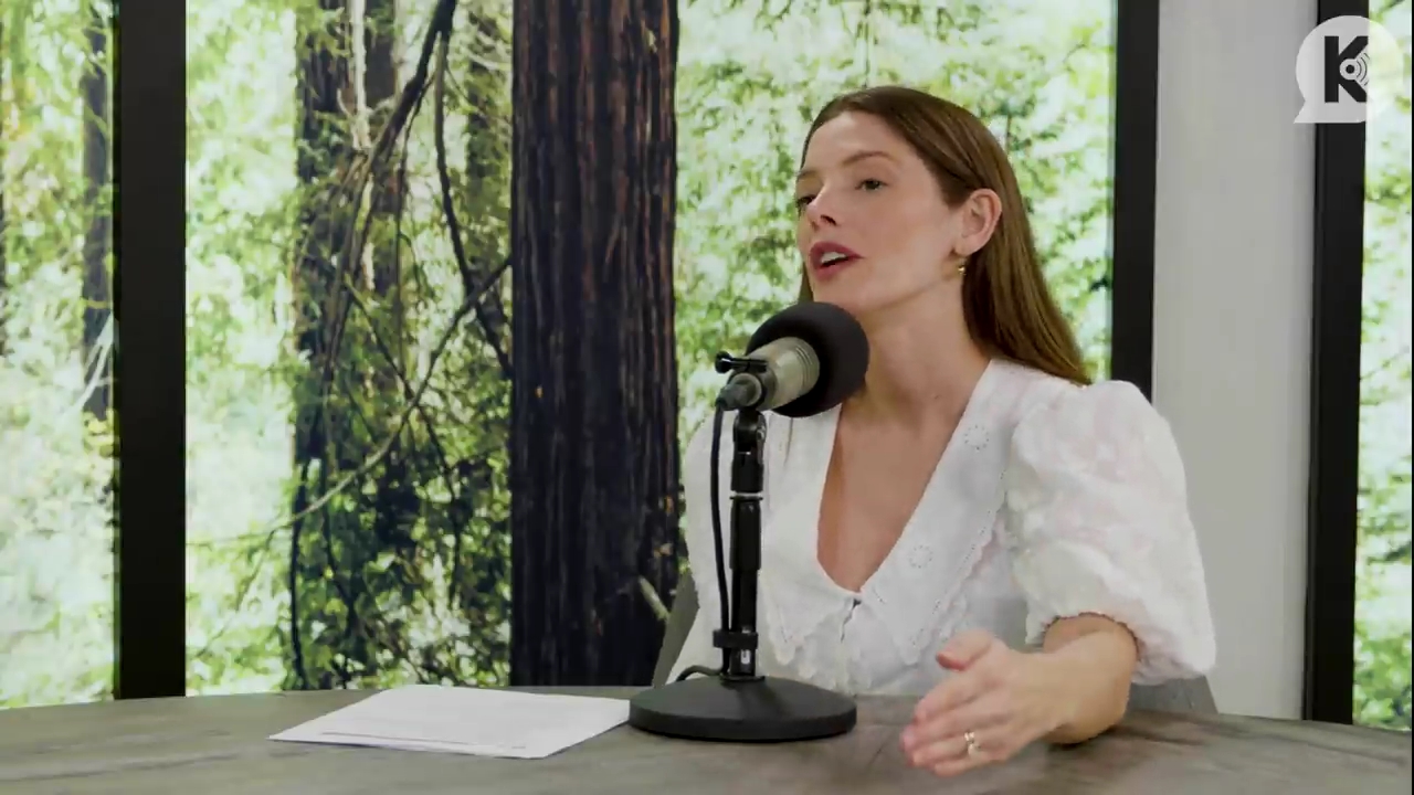Ashley-Greene-dot-nl_TheTwilightEffect-Aflevering12MichaelWelch0815.jpg