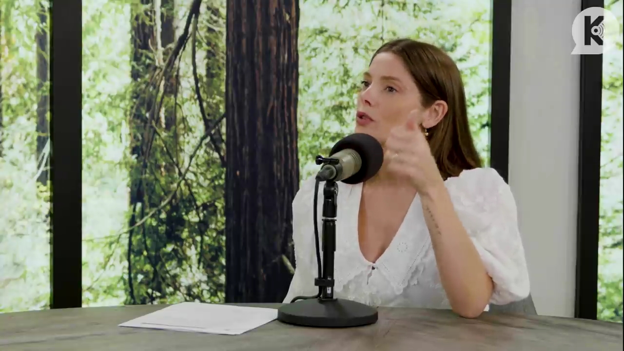 Ashley-Greene-dot-nl_TheTwilightEffect-Aflevering12MichaelWelch1060.jpg
