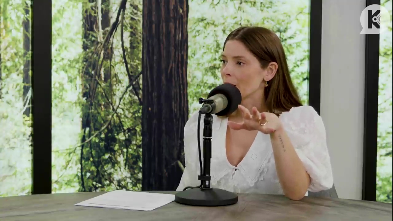 Ashley-Greene-dot-nl_TheTwilightEffect-Aflevering12MichaelWelch1063.jpg