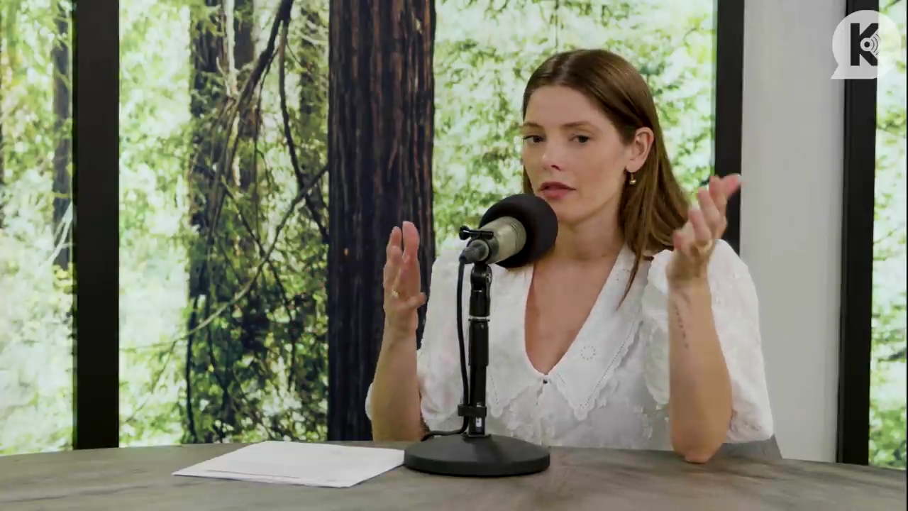 Ashley-Greene-dot-nl_TheTwilightEffect-Aflevering12MichaelWelch1262.jpg