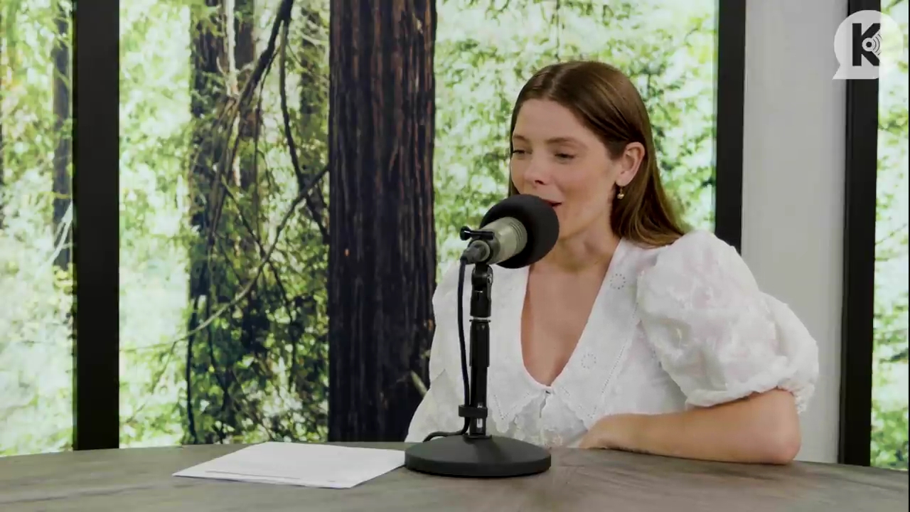 Ashley-Greene-dot-nl_TheTwilightEffect-Aflevering12MichaelWelch1554.jpg