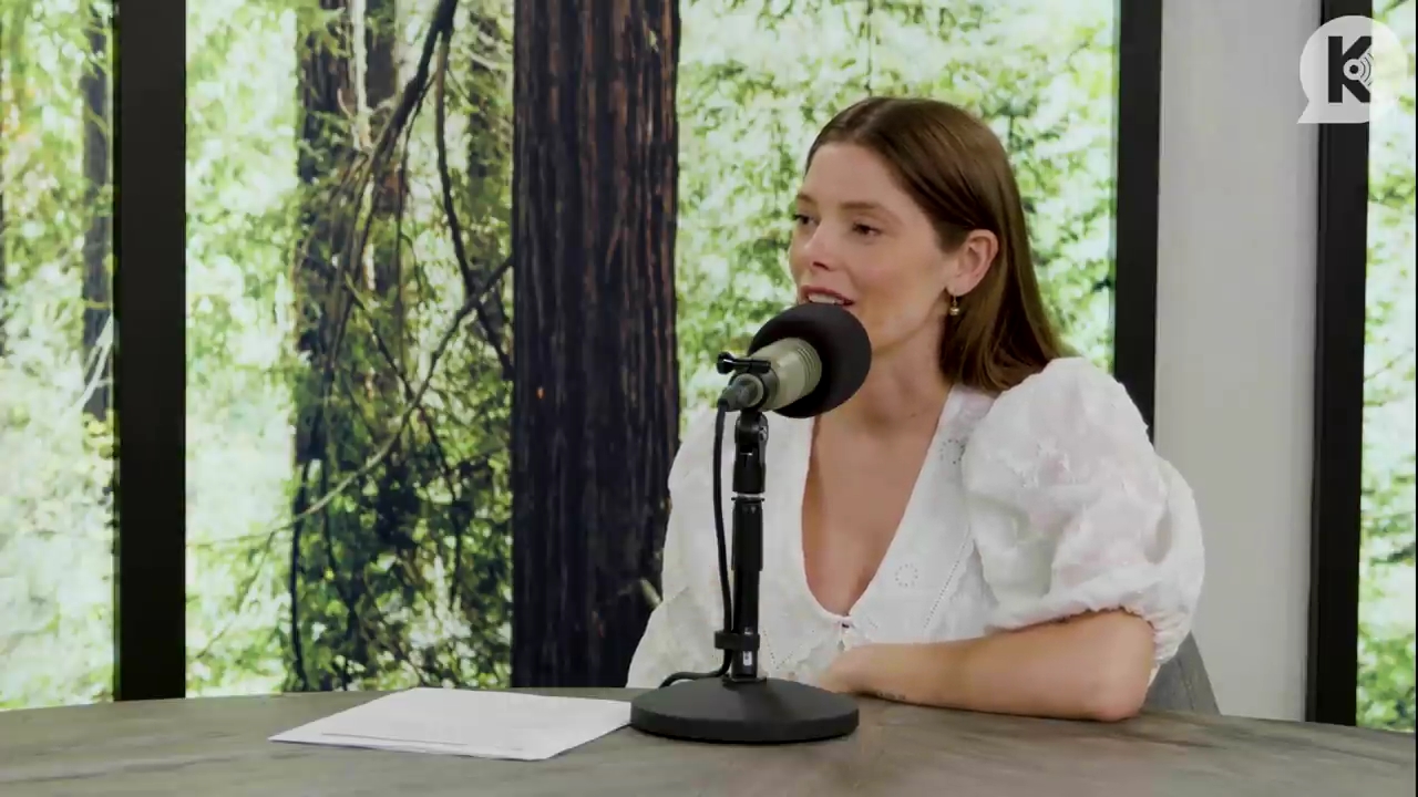 Ashley-Greene-dot-nl_TheTwilightEffect-Aflevering12MichaelWelch1570.jpg