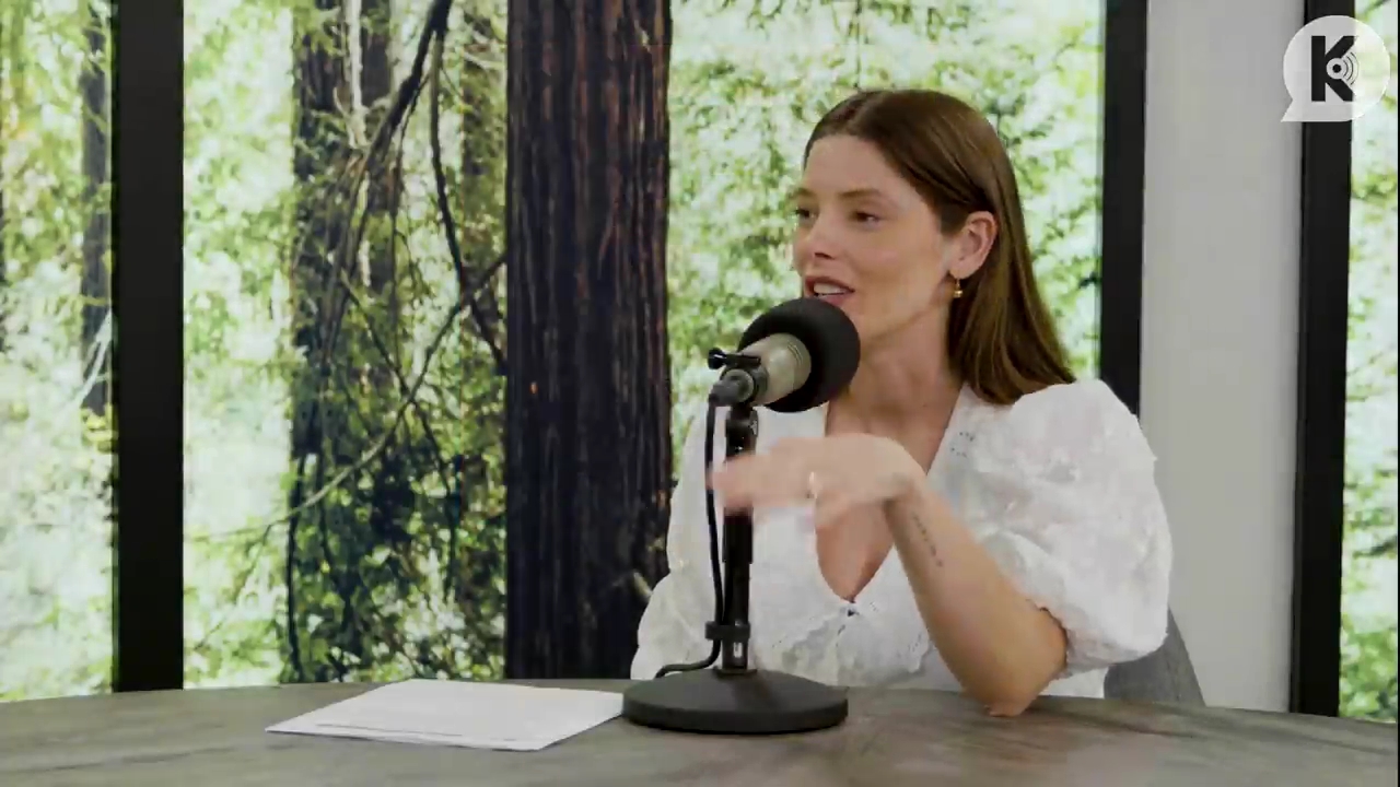 Ashley-Greene-dot-nl_TheTwilightEffect-Aflevering12MichaelWelch1714.jpg