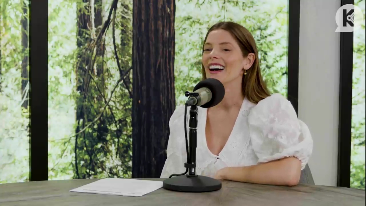 Ashley-Greene-dot-nl_TheTwilightEffect-Aflevering12MichaelWelch1827.jpg