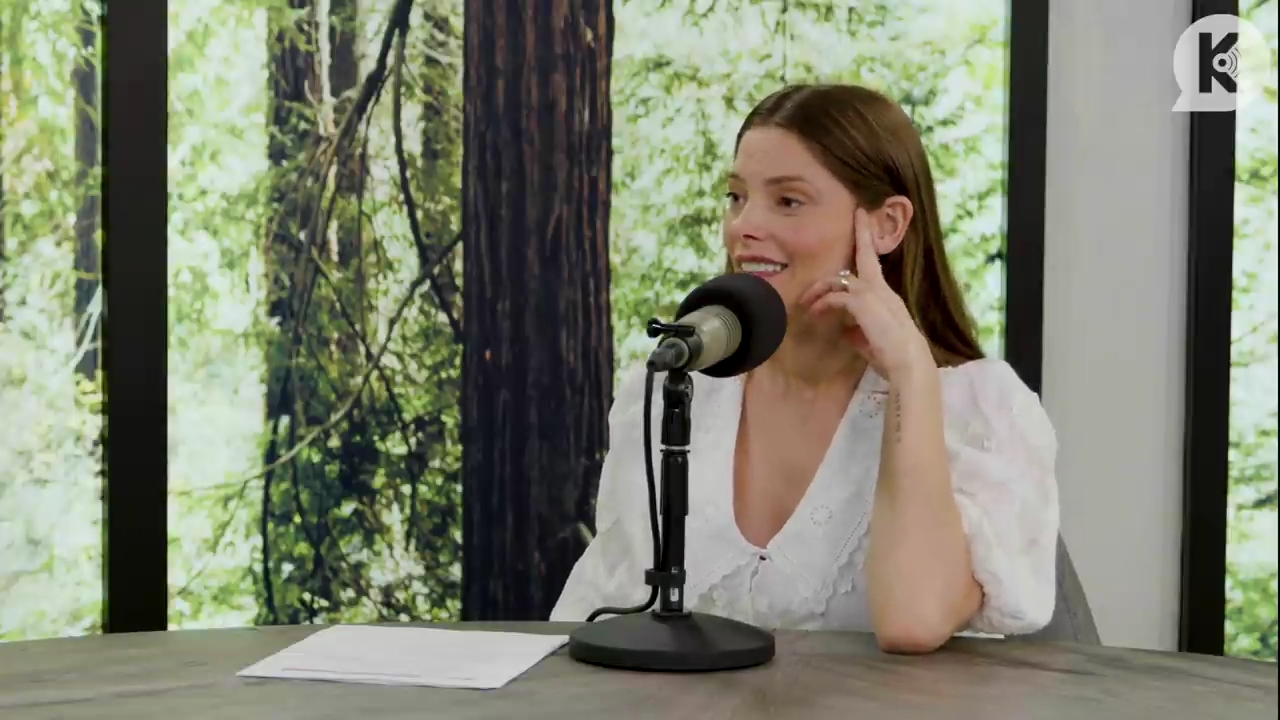 Ashley-Greene-dot-nl_TheTwilightEffect-Aflevering12MichaelWelch2500.jpg Ashley-Greene-dot-nl_TheTwilightEffect-Aflevering12MichaelWelch2500.jpg