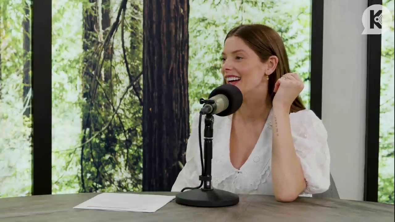 Ashley-Greene-dot-nl_TheTwilightEffect-Aflevering12MichaelWelch2520.jpg Ashley-Greene-dot-nl_TheTwilightEffect-Aflevering12MichaelWelch2520.jpg