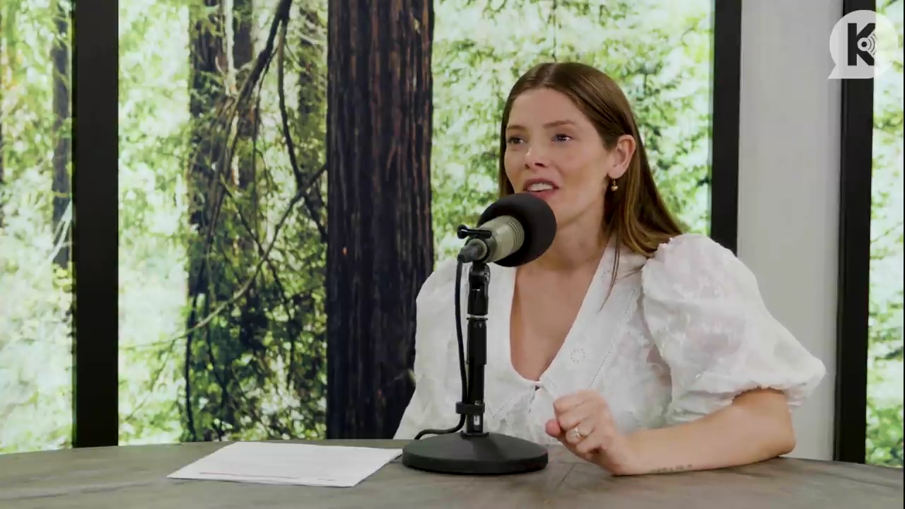 Ashley-Greene-dot-nl_TheTwilightEffect-Aflevering12MichaelWelch2551.jpg Ashley-Greene-dot-nl_TheTwilightEffect-Aflevering12MichaelWelch2551.jpg